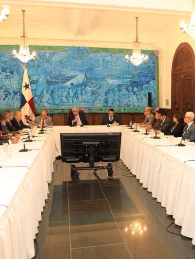 foto de portada de la publicación Presidente Mulino da seguimiento al plan de integración del sistema de salud