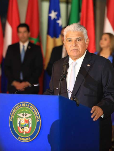 foto de portada de la publicación Presidente Mulino comparte con Cuerpo Diplomático mensaje de paz e integración regional