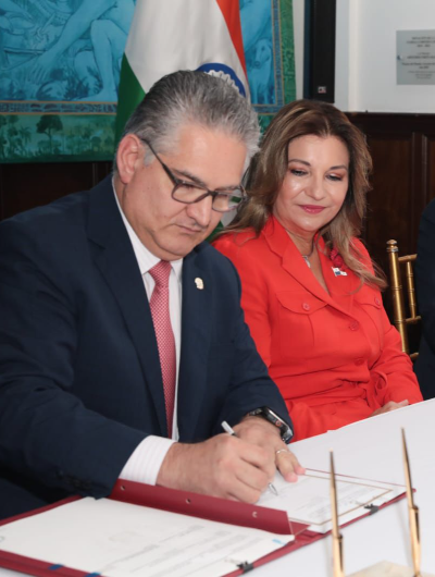 foto de portada de la publicación Panamá e India suscriben cinco Memorandos de Entendimiento para la aplicación de proyectos de impacto rápido