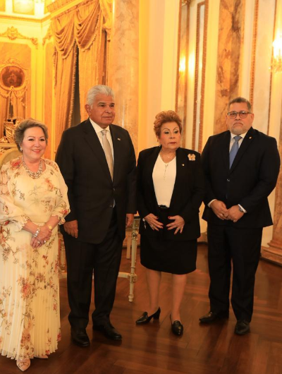 foto de portada de la publicación Magistrados Agurto y Villalobos toman posesión ante el presidente Mulino
