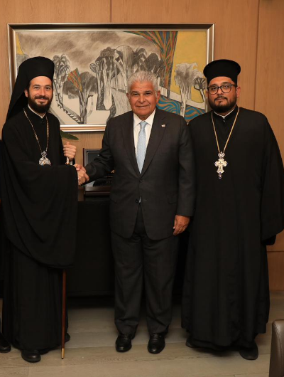 foto de portada de la publicación Presidente Mulino recibe a misión que coordina visita de Papa de Alejandría
