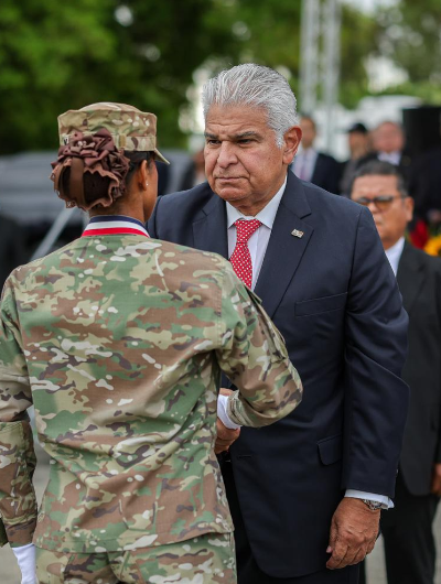 foto de portada de la publicación Presidente Mulino juramenta a 1,386 nuevos agentes que reforzarán la seguridad en el país