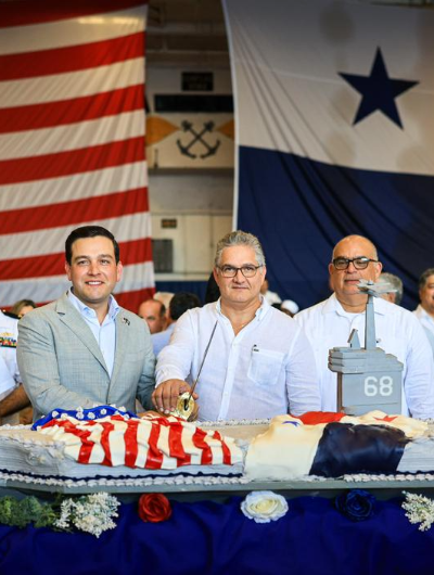 foto de portada de la publicación Ministro Orillac: llegada del portaviones Nimitz simboliza compromiso con la paz, la estabilidad, la cooperación en la región, la lucha contra el narcotráfico y delitos internacionales