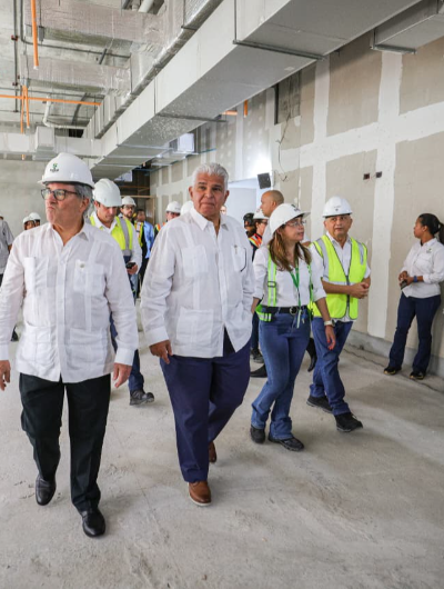 foto de portada de la publicación Presidente Mulino recorre obras del nuevo y moderno Hospital del Niño, el mayor centro de atención pediátrica del país