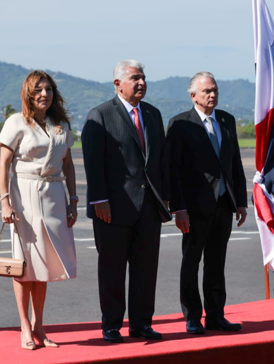 foto de portada de la publicación Presidente Mulino es recibido con honores de jefe de Estado y destaca proceso democrático en Costa Rica