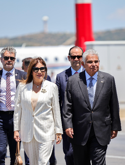 foto de portada de la publicación Presidente Mulino llega a Grecia e inaugura Posidonia 2026