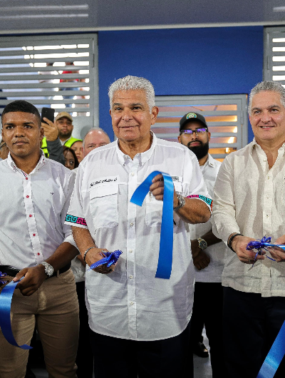 foto de portada de la publicación Presidente Mulino entrega el Estadio Armando Dely Valdés y anuncia importantes proyectos para Colón