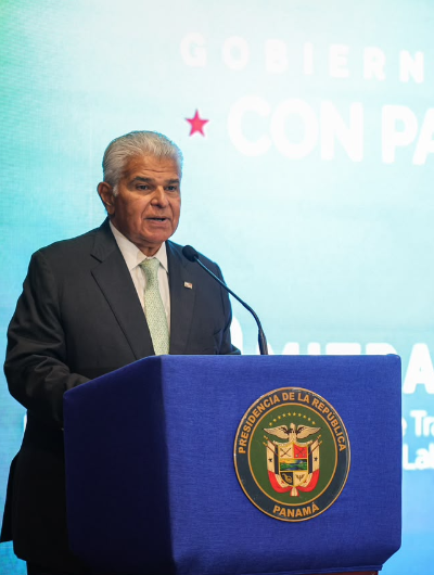 foto de portada de la publicación Presidente Mulino pone en marcha nueva Ley de Pasantías, que abre oportunidades de empleo para los jóvenes panameños