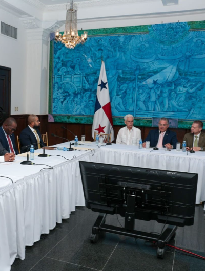 foto de portada de la publicación Ministro Orillac amplía a diputados de la Asamblea proyecto de ley que modifica Régimen APP