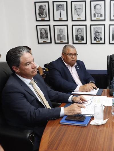 foto de portada de la publicación Comisión buscar agilizar trámites de construcción para generar nuevas plazas de empleo