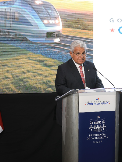 foto de portada de la publicación Presidente anuncia trazado de ruta del ferrocarril y la ubicación de las futuras estaciones
