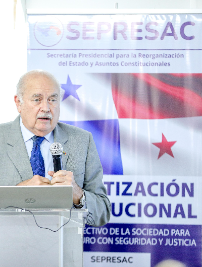 foto de portada de la publicación Funcionarios de la ASEP reciben capacitación en Alfabetización Constitucional impartida por Sepresac