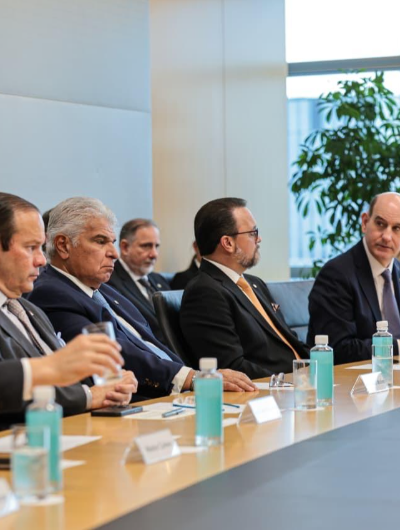 foto de portada de la publicación Presidente Mulino se reúne con directivos del Mizuho Bank y Sumitomo Corp. para explorar oportunidades de inversión y financiamiento en Panamá