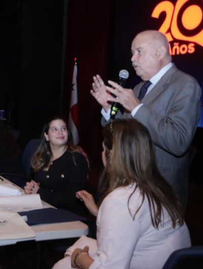 foto de portada de la publicación Sepresac realiza simulacro de Asamblea Constituyente con participantes del Concurso Nacional de Oratoria 2025