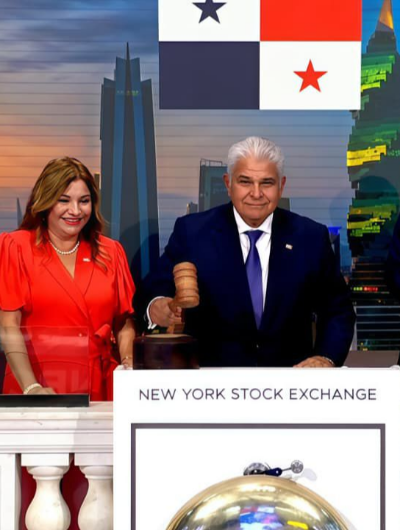 foto de portada de la publicación Presidente Mulino hizo sonar la campana de la Bolsa de Valores de Nueva York